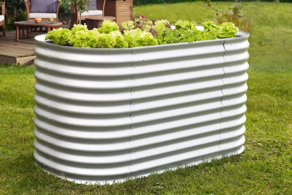 Erhöhtes Beet aus Metall